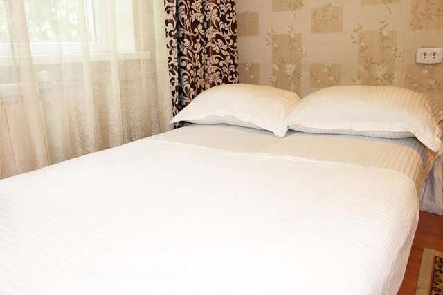 Апартаменты Apartment on 20 Line, 44 Алматы-19